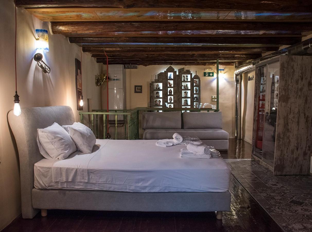 Odos Oneiron Boutique Hotel Chrissi Akti Chania Exterior foto