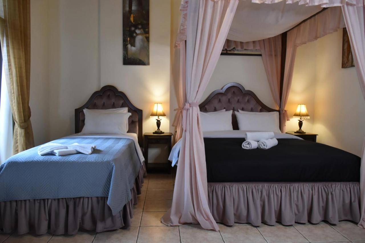 Odos Oneiron Boutique Hotel Chrissi Akti Chania Exterior foto