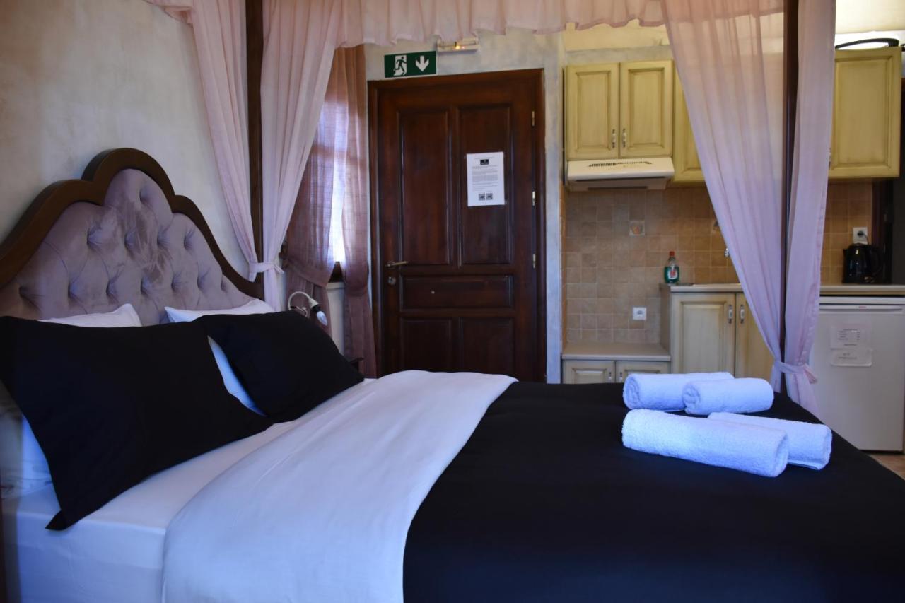 Odos Oneiron Boutique Hotel Chrissi Akti Chania Exterior foto