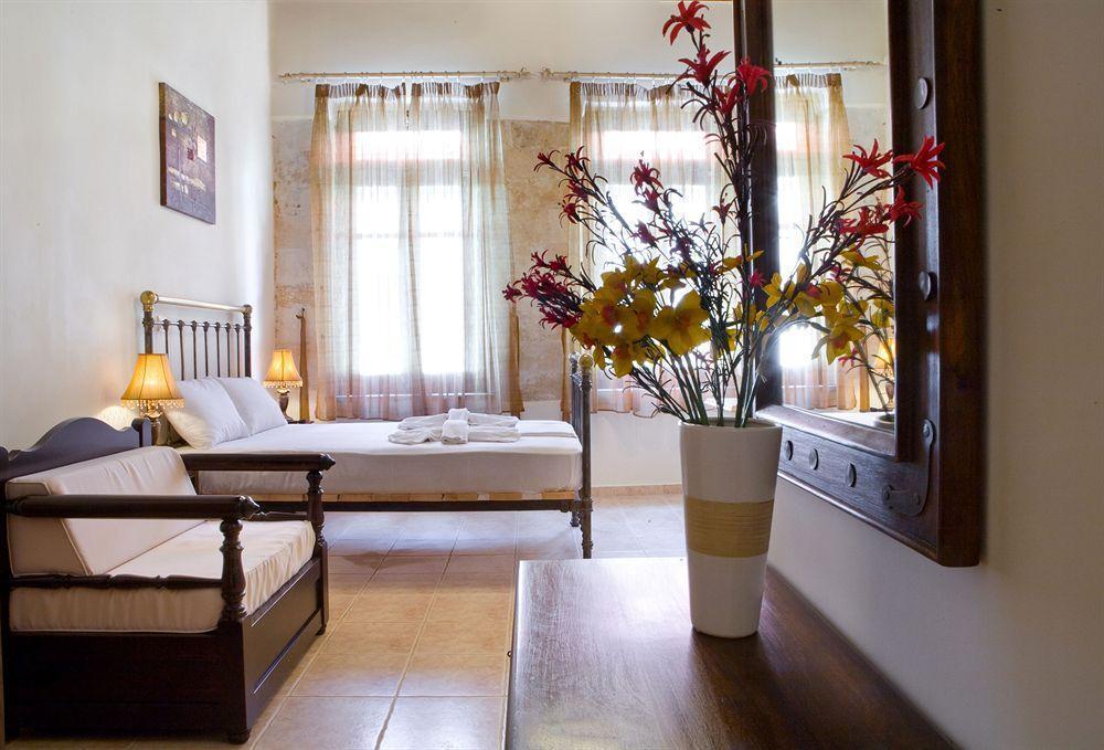 Odos Oneiron Boutique Hotel Chrissi Akti Chania Exterior foto
